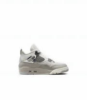Air Jordan 4 Frozen Moments