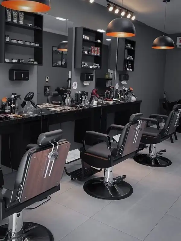 Men's parlour